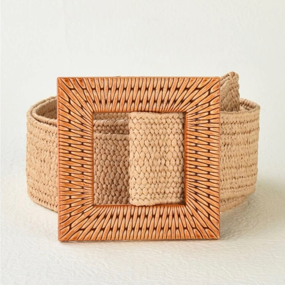 Square buckle woven belt